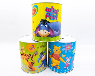 Disney Winnie the Pooh Salvadanaio in latta 13x15cm, assortito in 3  versioni Winne The Pooh - OFBA srl