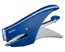 Leitz 55470033 Wow Cucitrice a pinza in metallo 15ff punti 6/4 blu - 1pz