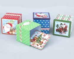 Scatolina in latta per regalo Natale misura 9x9cm fantasie assortite - 1pz